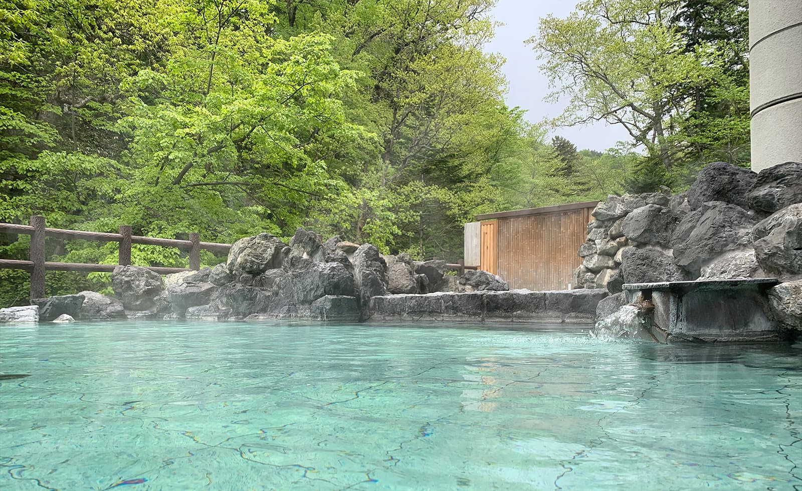 トムラウシ温泉 東大雪荘